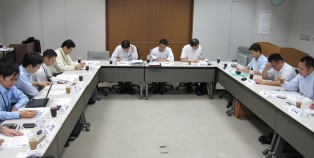 第４回分科会の様子　株式会社三菱総合研究所会議室